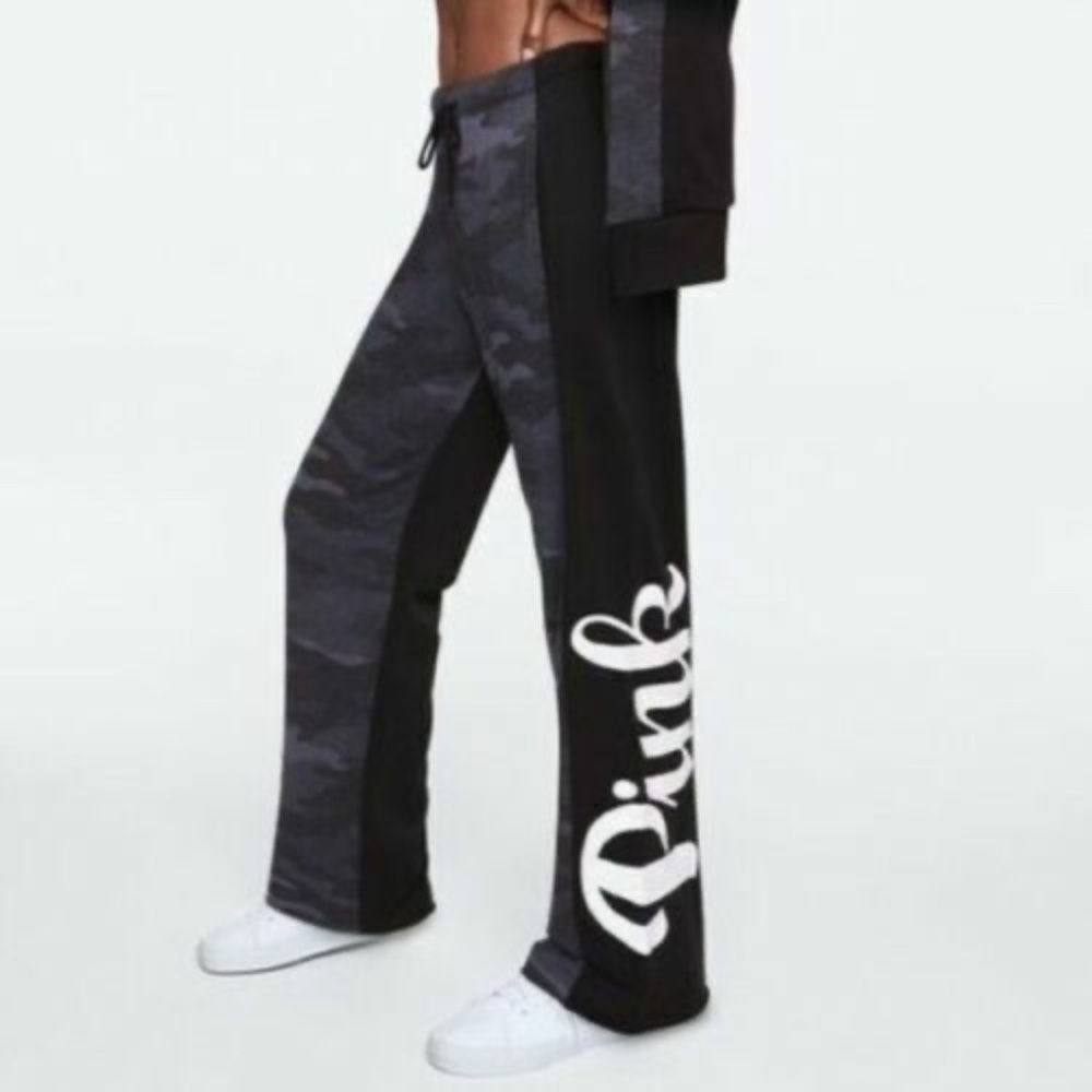 Victoria's Secret Women Script Text Graphic Camouflage Boyfriend Pant Sweatpants